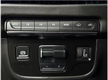 Vehicle Thumb #17