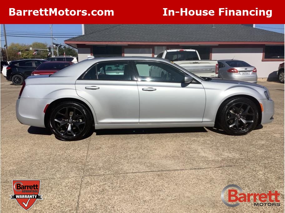 2023 Chrysler 300 from Barrett Motors