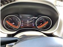 Vehicle Thumb #9