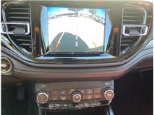 Vehicle Thumb #9