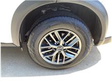Vehicle Thumb #5