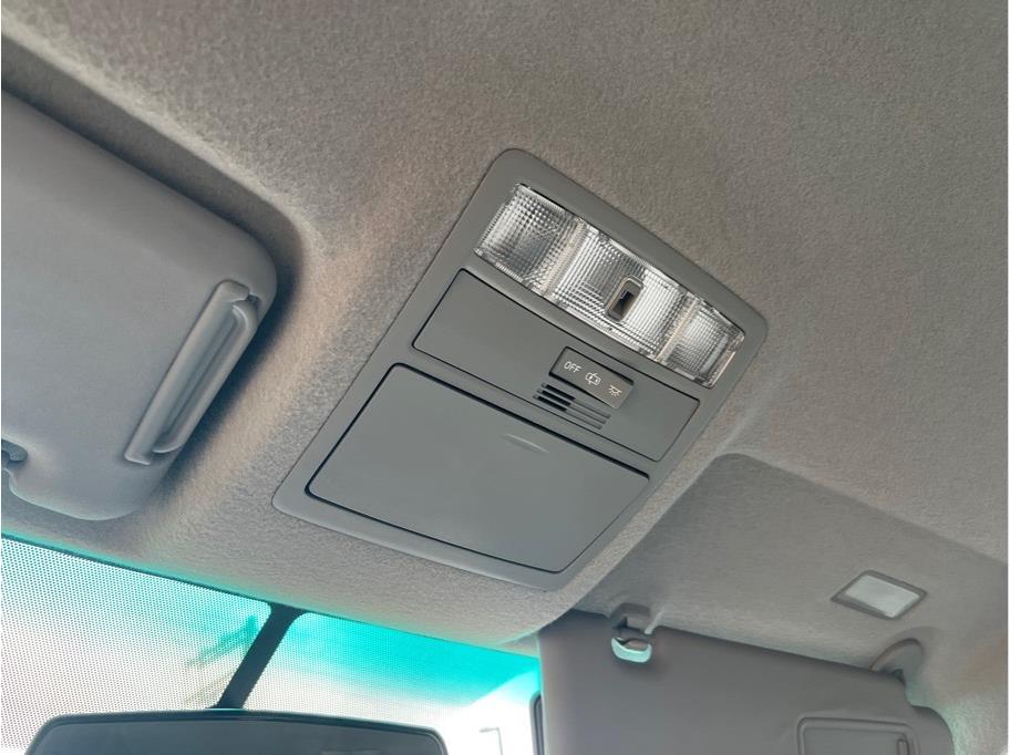 2012 Toyota Highlander SE - Photo 14