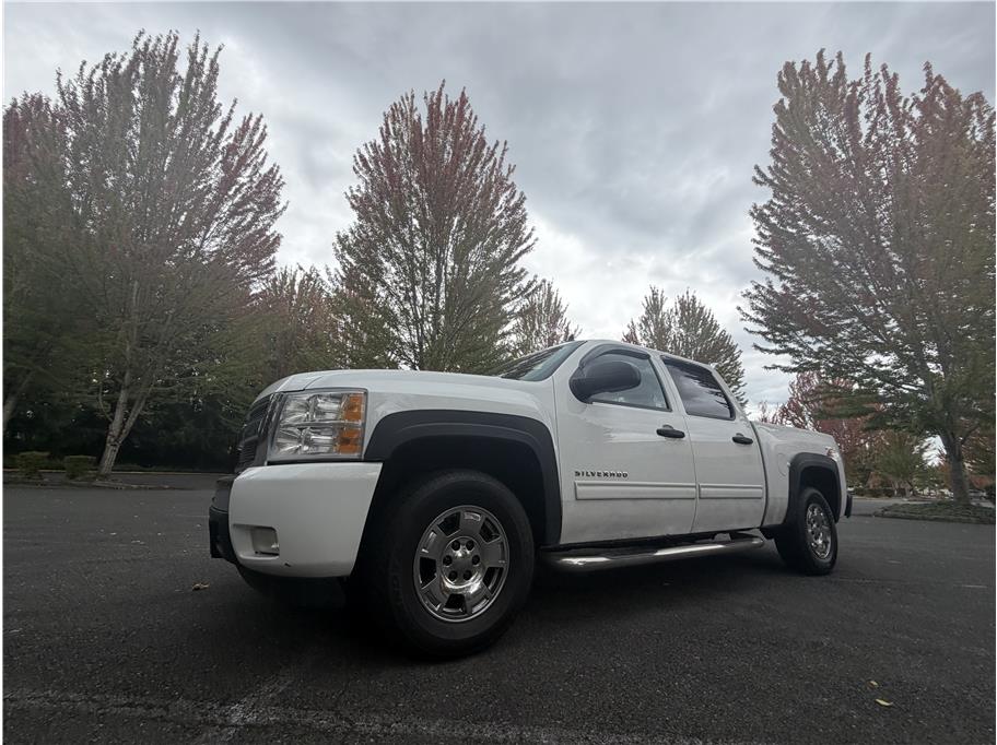 2010 Chevrolet Silverado 1500 LT - Photo 2