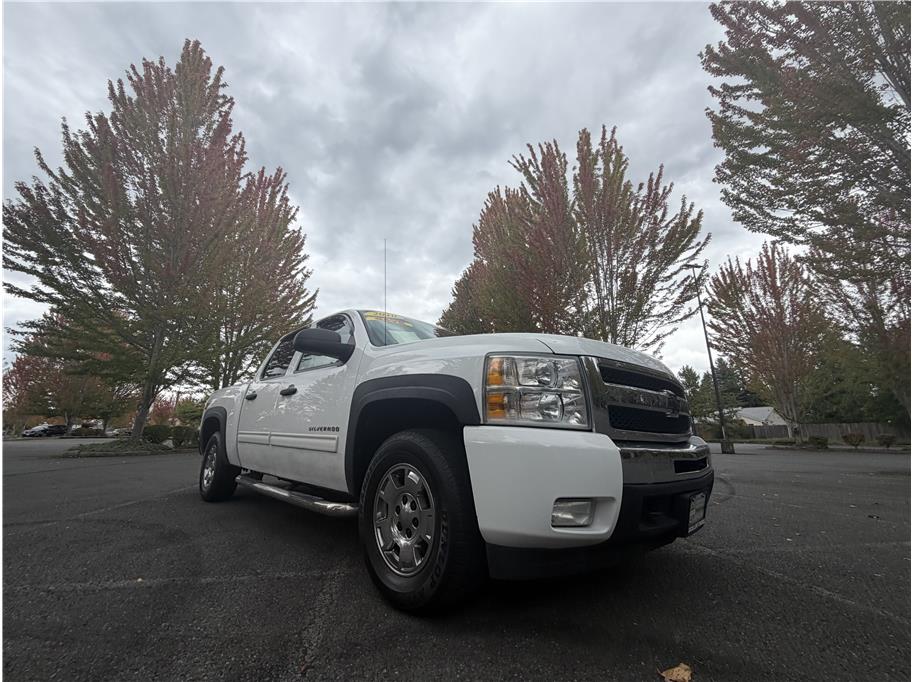 2010 Chevrolet Silverado 1500 LT - Photo 4
