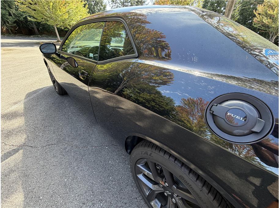 2021 Dodge Challenger SXT - Photo 4