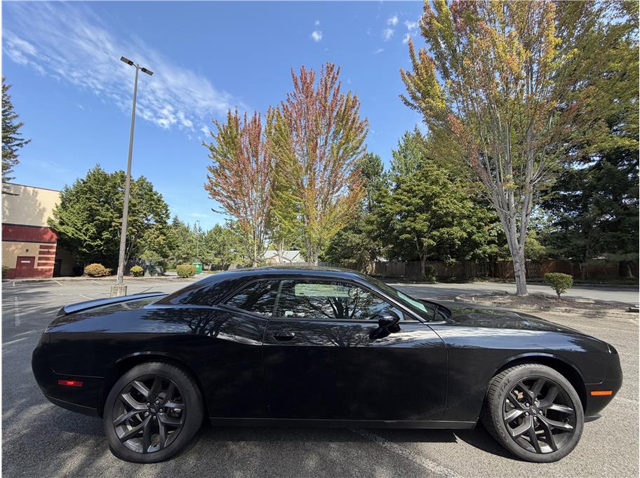 2021 Dodge Challenger SXT - Photo 8
