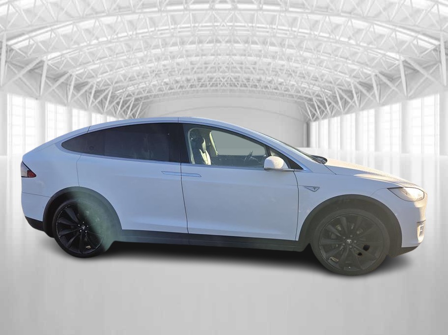 2016 Tesla Model X 75D's photo