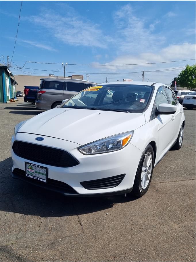 2018 Ford Focus Hatch SE's photo