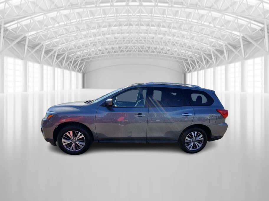 2019 Nissan Pathfinder SV 4WD's photo