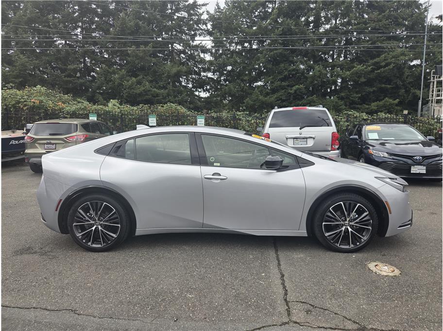 2024 Toyota Prius