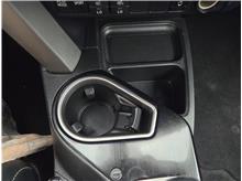 Vehicle Thumb #17