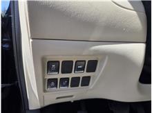 Vehicle Thumb #35