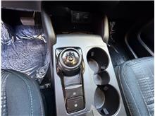 Vehicle Thumb #26