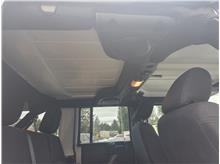 Vehicle Thumb #23