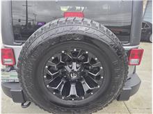 Vehicle Thumb #30