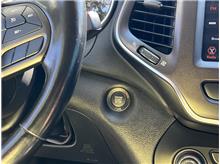 Vehicle Thumb #17