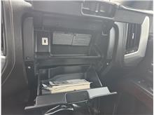 Vehicle Thumb #22