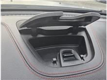 Vehicle Thumb #20