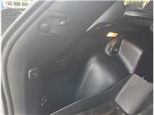Vehicle Thumb #31