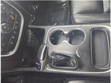 Vehicle Thumb #21