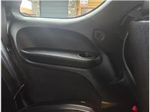 Vehicle Thumb #33