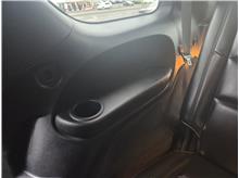 Vehicle Thumb #34