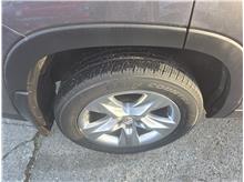 Vehicle Thumb #9