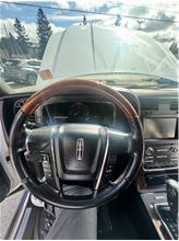 Vehicle Thumb #16