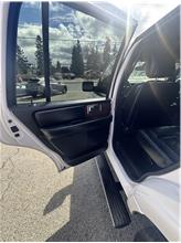 Vehicle Thumb #45