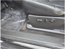 Vehicle Thumb #15