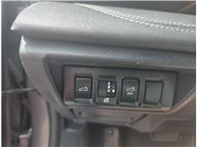 Vehicle Thumb #18
