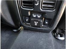 Vehicle Thumb #34