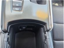 Vehicle Thumb #36