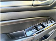 Vehicle Thumb #22