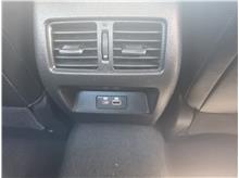 Vehicle Thumb #27