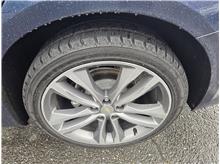 Vehicle Thumb #12