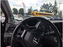 Vehicle Thumb #17