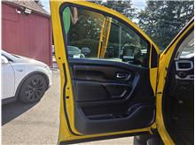 Vehicle Thumb #15