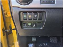 Vehicle Thumb #17