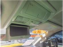 Vehicle Thumb #18