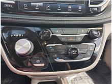 Vehicle Thumb #18