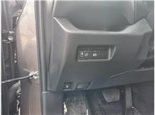 Vehicle Thumb #16