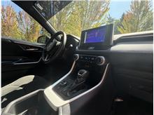 Vehicle Thumb #20
