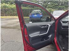 Vehicle Thumb #15