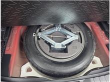 Vehicle Thumb #36
