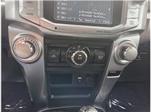 Vehicle Thumb #18