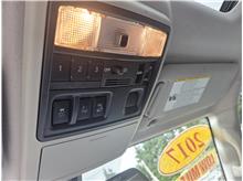 Vehicle Thumb #27