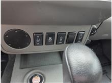 Vehicle Thumb #19