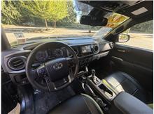 Vehicle Thumb #14