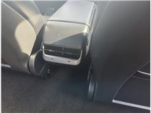 Vehicle Thumb #23